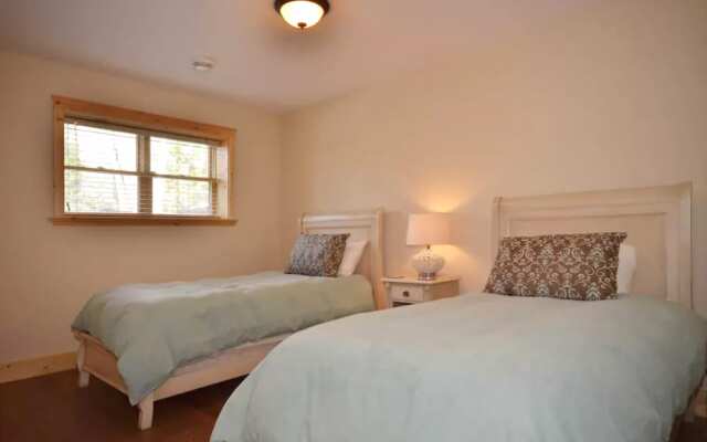 Chalet Four Bears