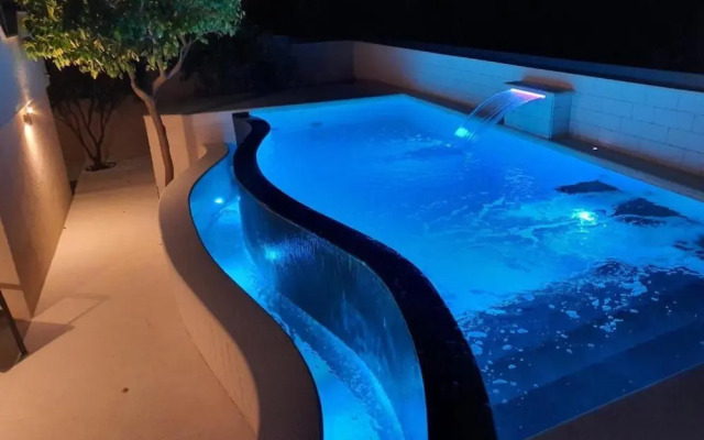 Villa Calypso Royal Apartment