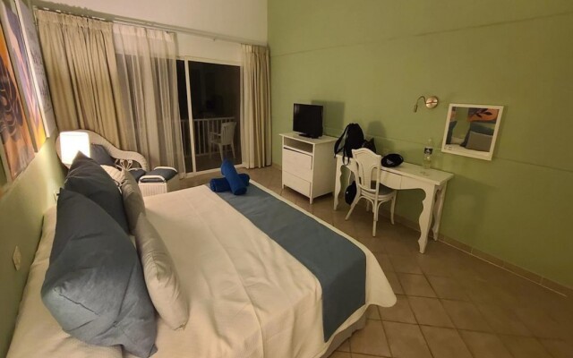 Grand Memories Cayo Largo Hotel