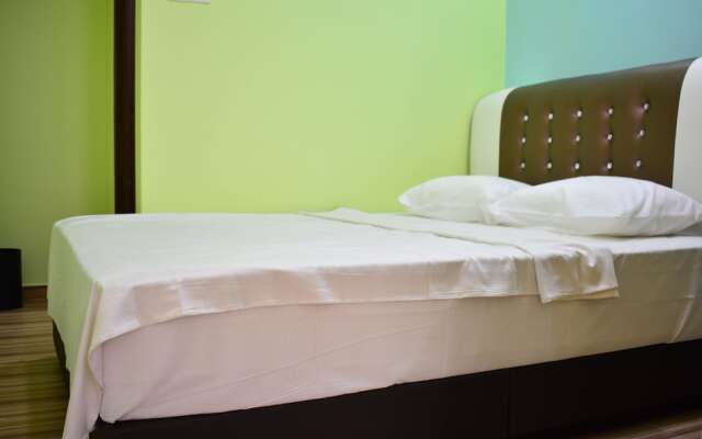 One 5 Residence Homestay