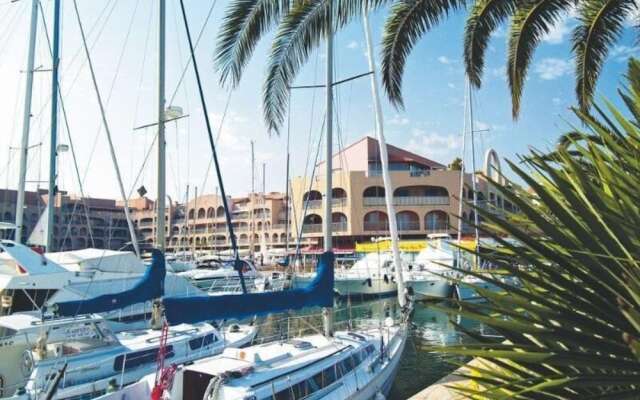 Residence Hyeres Port