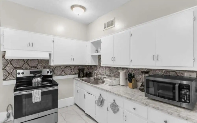 29th Street Ensley Heights Hideaway 1