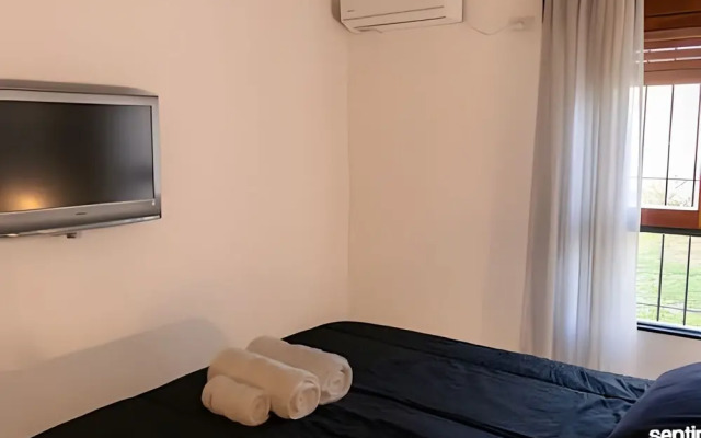 Casa Con Asador y Cochera