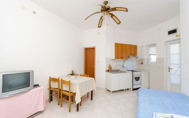 Apartments Danilo