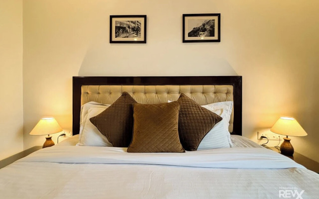 Hotel sunny cot