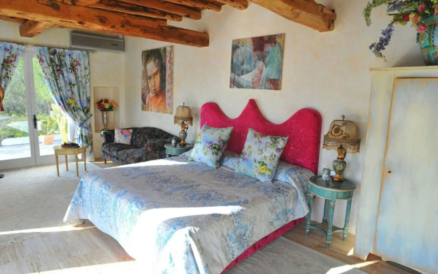 Holiday Home With Alfresco Dinning