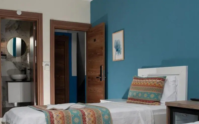 Mavi Yaprak Hotel