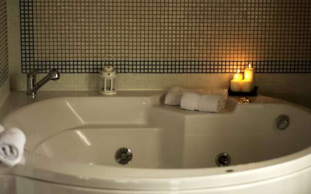 Dash Hotel