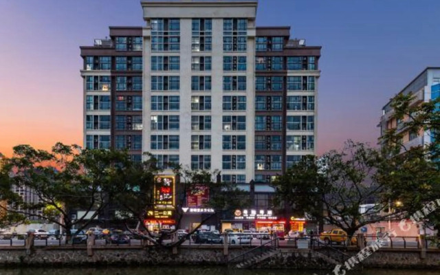 Yunji Apartment (Foshan Lehui Mansion Branch)