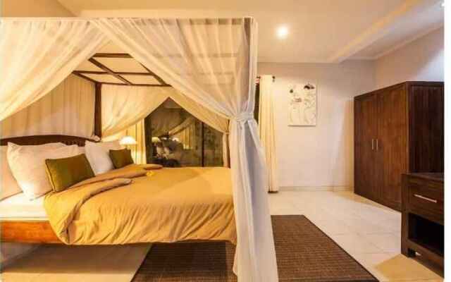 SMV . 8-BR · 8BR Pool Prime Area Walk to Beach N Shops Legian