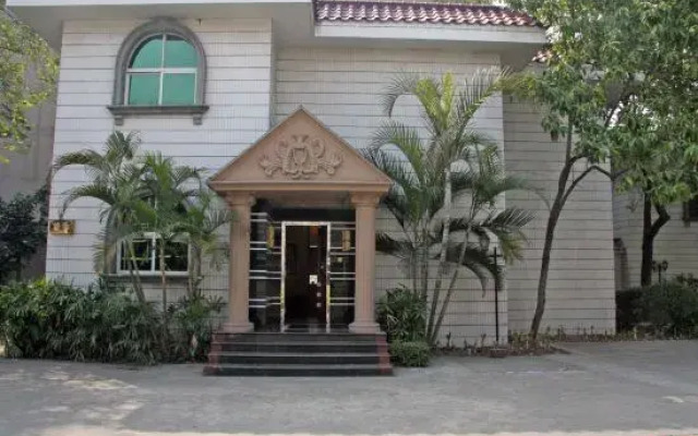 New Haojing Hotel (Guangzhou Xintang Metro Station)