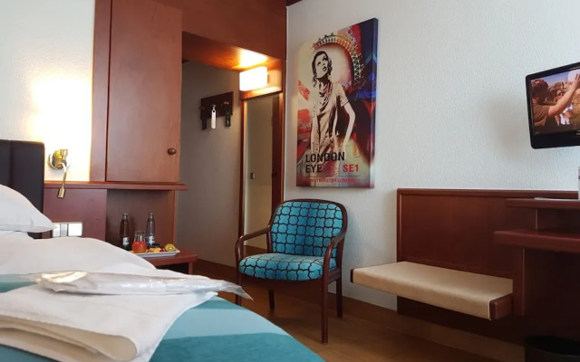 Leine Hotel