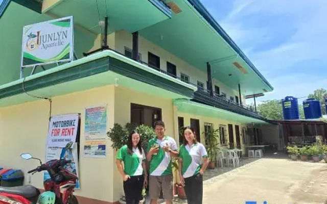 Oyo 1121 Junlyn Apartelle