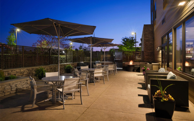 Best Western Premier Hotel at Fisher's Landing