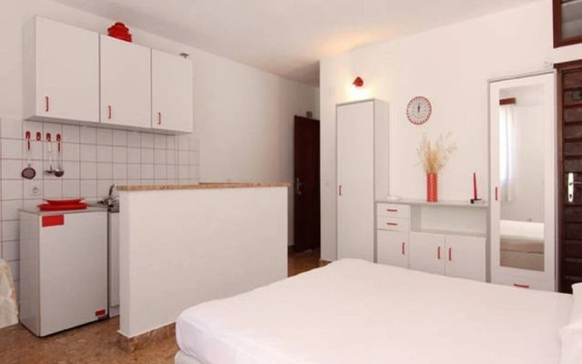 Mat - in a Cosy Stone House - SA1