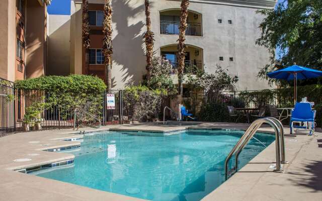 Spark by Hilton Glendale Phoenix North