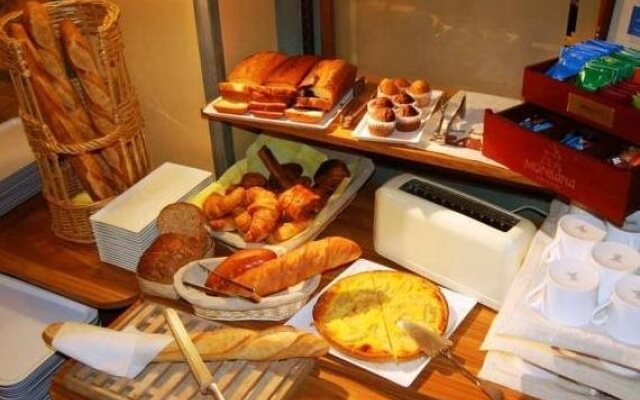 Sweet Home Hotel