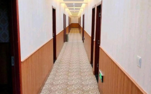 Gangwan Business Hotel