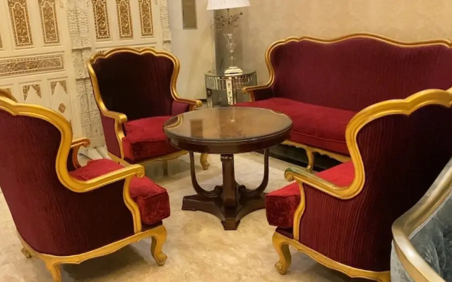 Grand Empire Palace Hotel