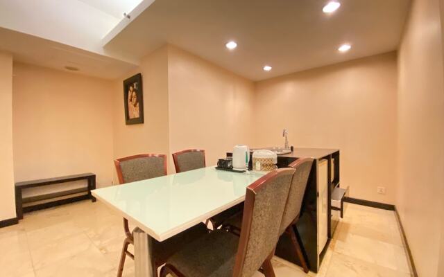 Comfort Living 2Br At Braga City Walk Apartment