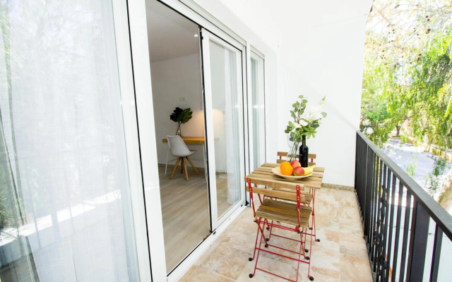 Perfectly located beachside apartment in Elviria Marbella