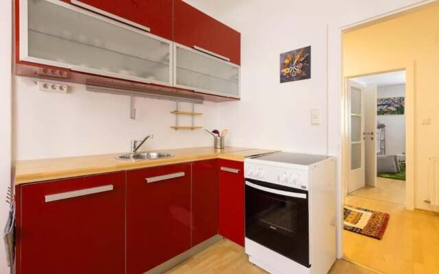 Apartment Rudolfspark Check in 15h to 22h Only