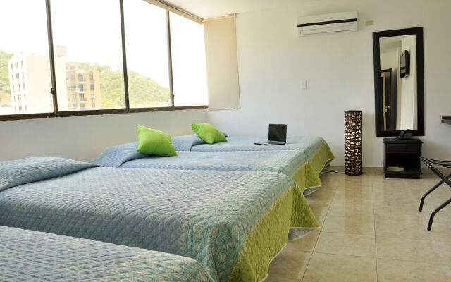 Отель Axis Inn by GEH Suites