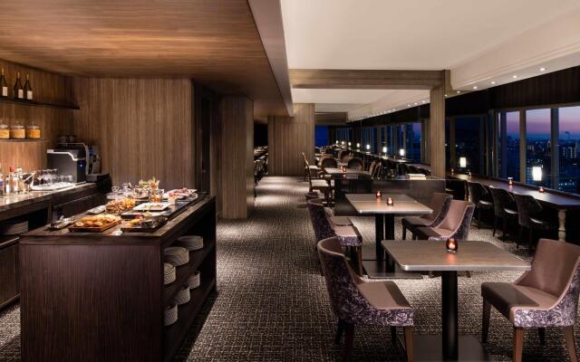 Courtyard by Marriott Shin-Osaka Station