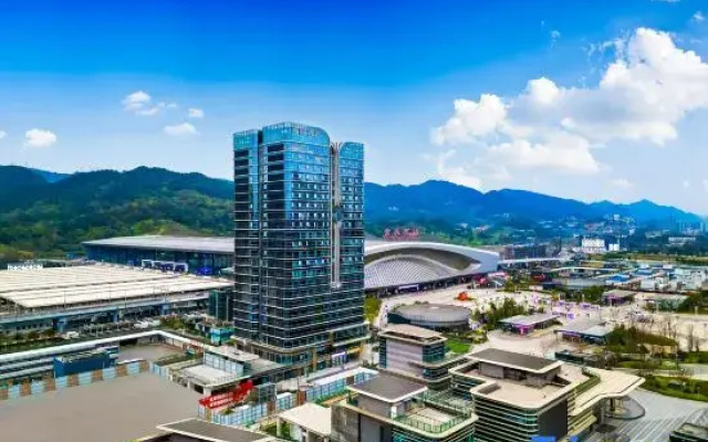 Lavande Hotel (Chongqing West Railway Station Front Square)
