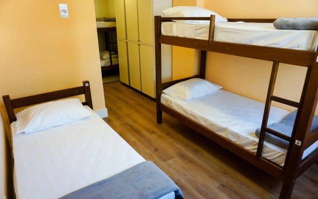 Vertical Hostel