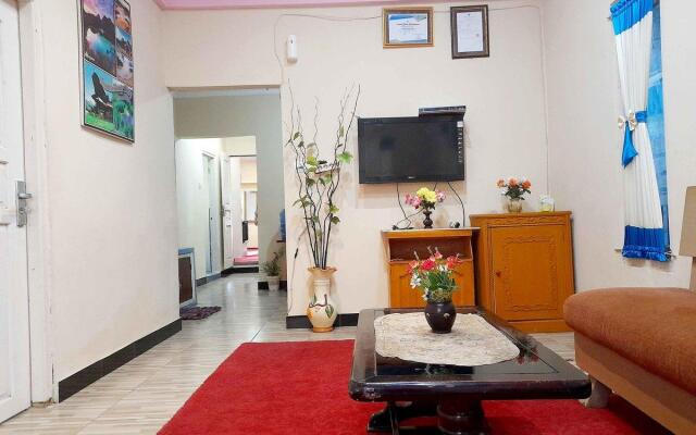 Shinta Syariah Homestay Dieng RedPartner