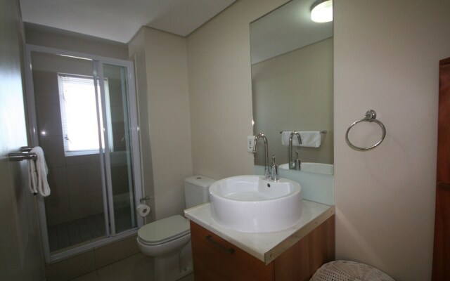 Horizon Bay 1206 by CTHA