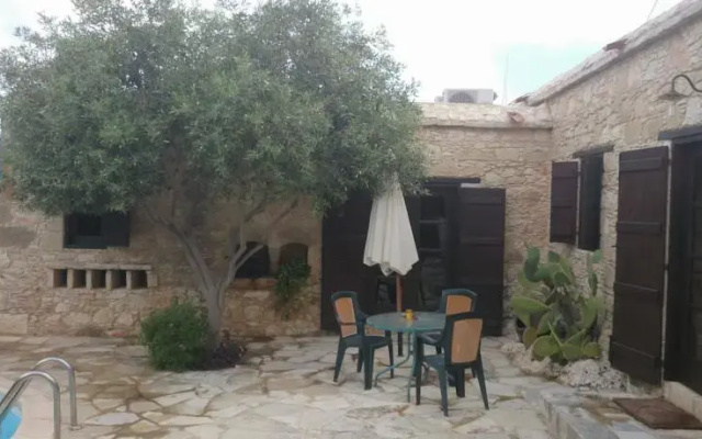 Kipseli Cottage