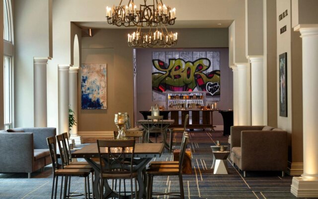 Renaissance Tampa International Plaza Hotel
