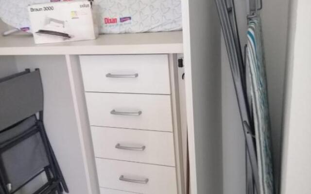 Karina House-check in H 24