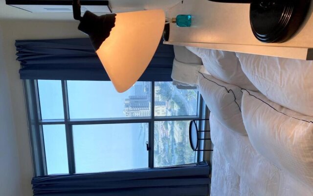 Amazing 1-bedroom Seaview Hotel Apartment