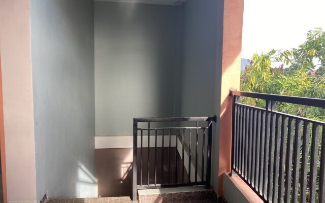 OYO 93309 Mely Homestay