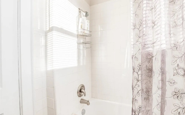 Cumberland Ave - 214