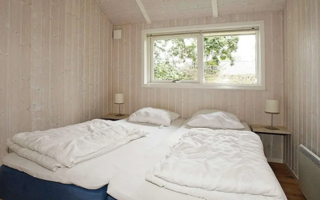 Cozy Holiday Home in Hadsund near Family Friendly Beach