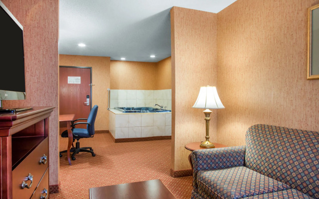 Quality Inn & Suites