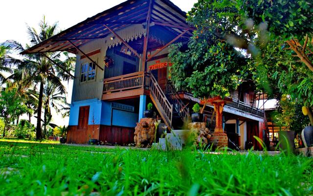 Family Homestay