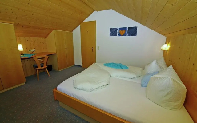 Apartment With Panoramic Views in Fiss