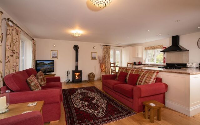 Low Jock Scar Country Estate