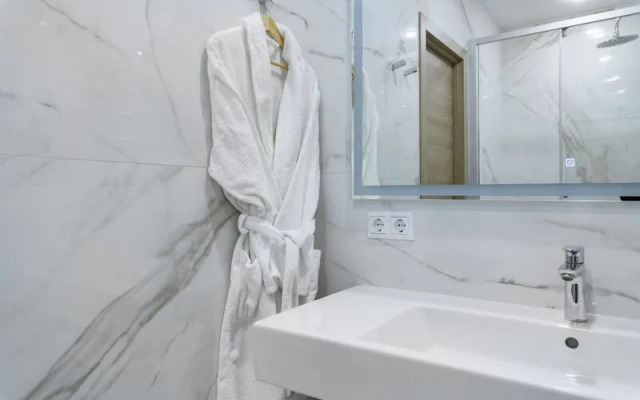 Апартаменты НайсПлэйсСПБ на Большеохтинском проспекте, д.15 к.2