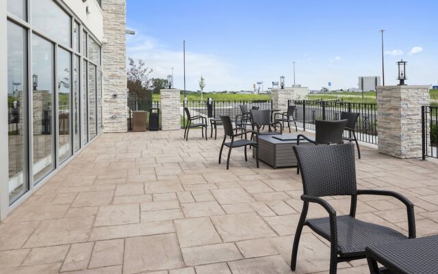 Holiday Inn Express And Suites Bourbonnais East - Bradley, an IHG Hotel