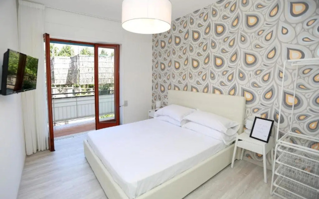 Flower Suites Sorrento