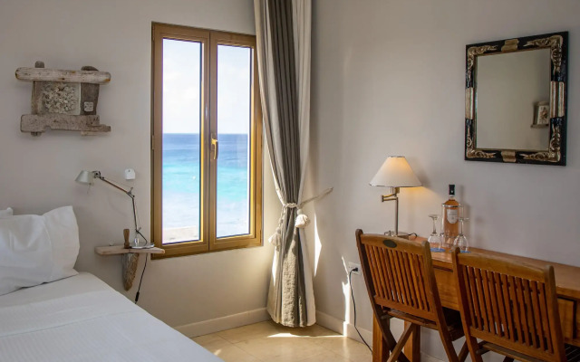 The Bellafonte - Luxury Oceanfront Hotel