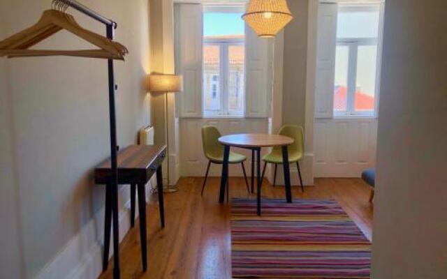 Magnlia Porto Hostel  Suites