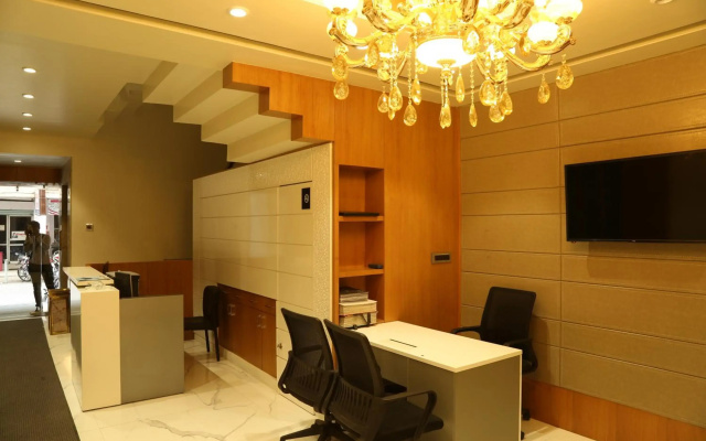 Hotel Reva Regency