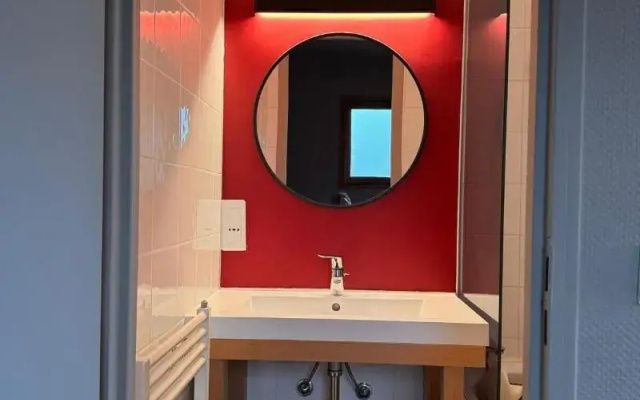 Alpeen Hotel